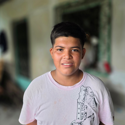 Sponsor Elias Moises