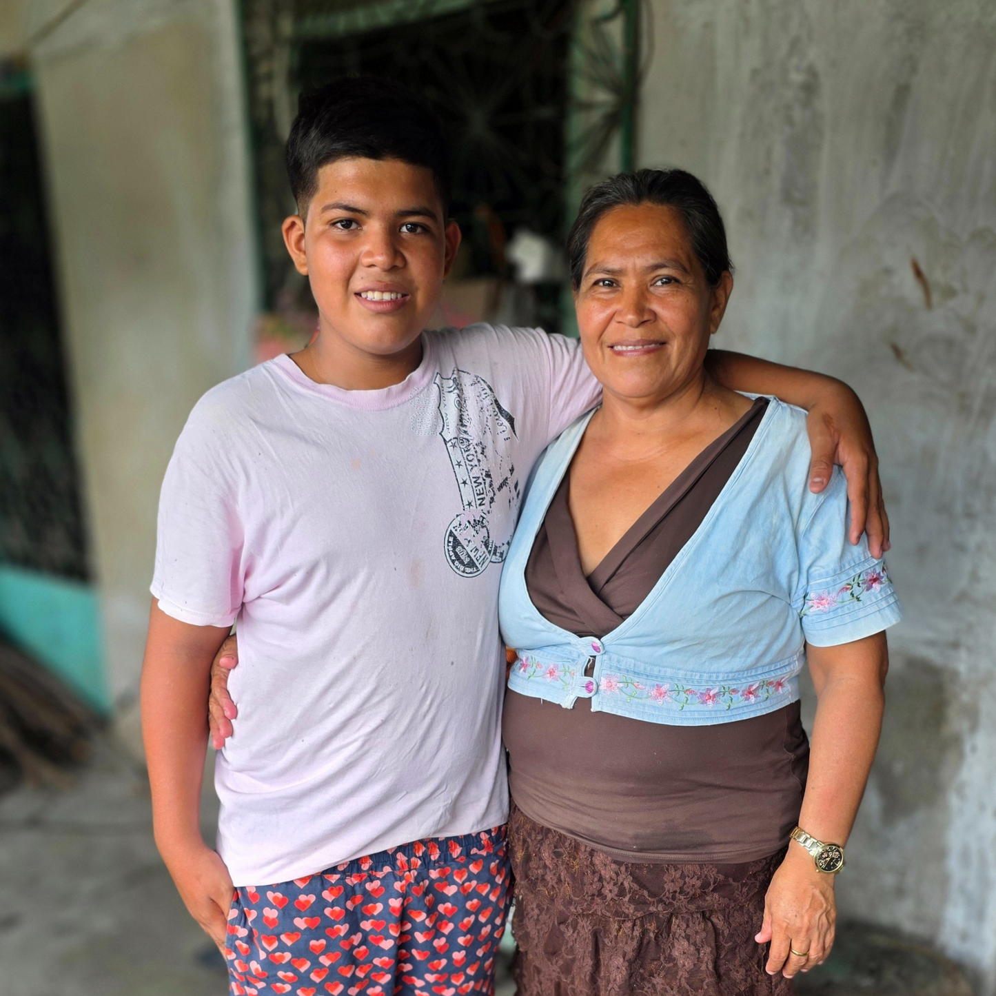 Sponsor Elias Moises