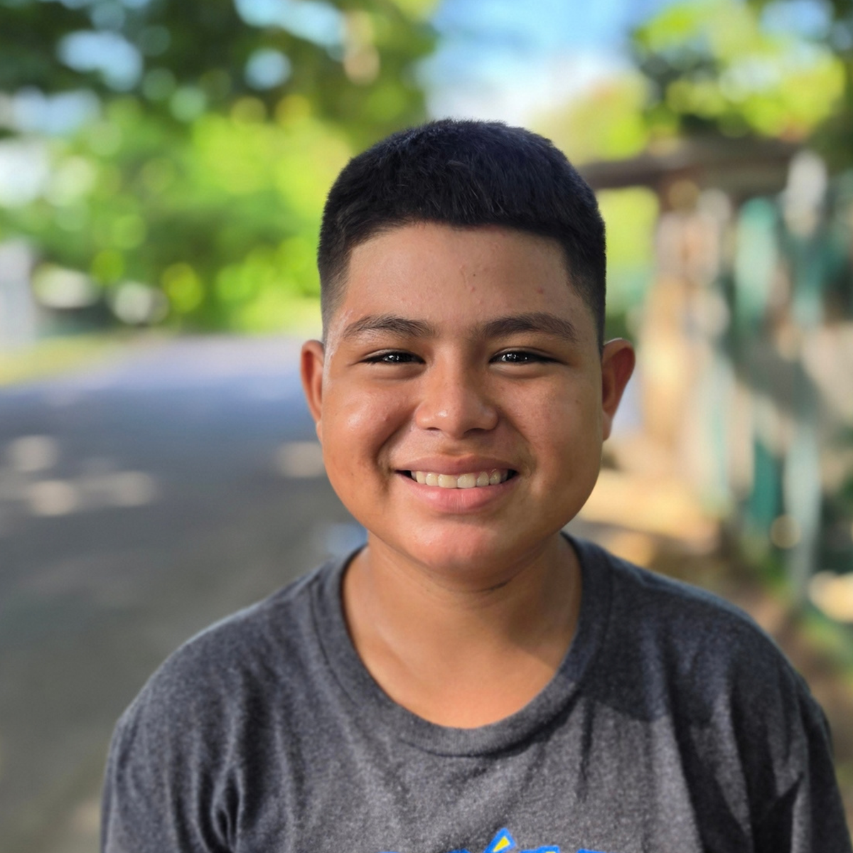 Sponsor Jose Oniel (14 years old)